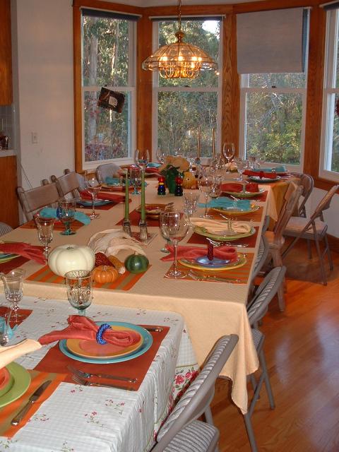 The beautiful table setting at the home of Bonnie and John (DSCF0012)