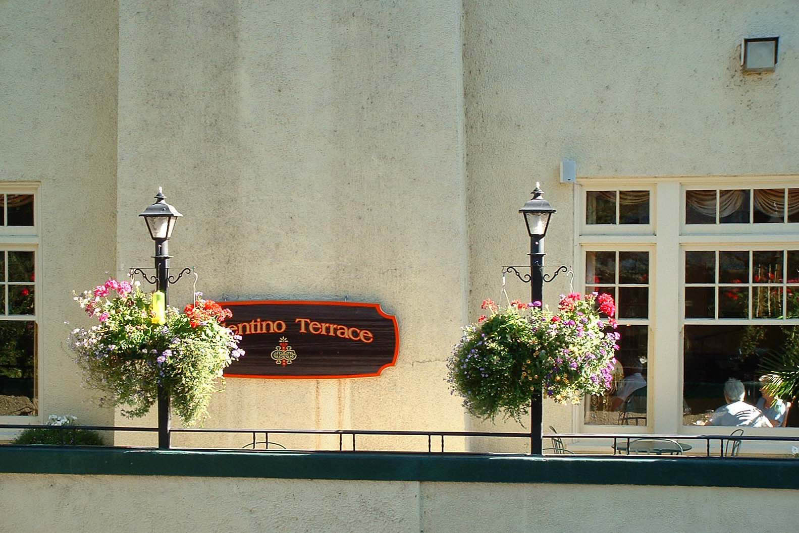 Columbia River Gorge-04 Balcony outside of Columbia Gorge Hotel - a beautiful place and nice people. I got stung by a bee under 